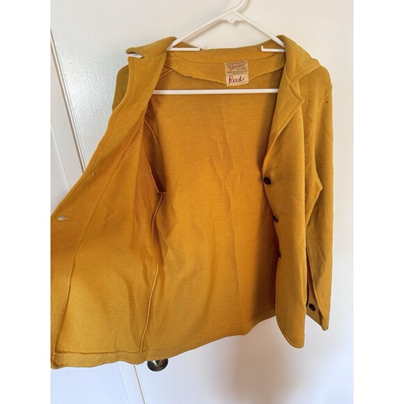 Vintage 1968 Grewe 100% Wool Yellow Red High School Sweater Avantes Reed - Picture 10 of 13